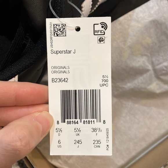 adidas Superstar J 'Core Black' B23642 - Picture 13 of 17